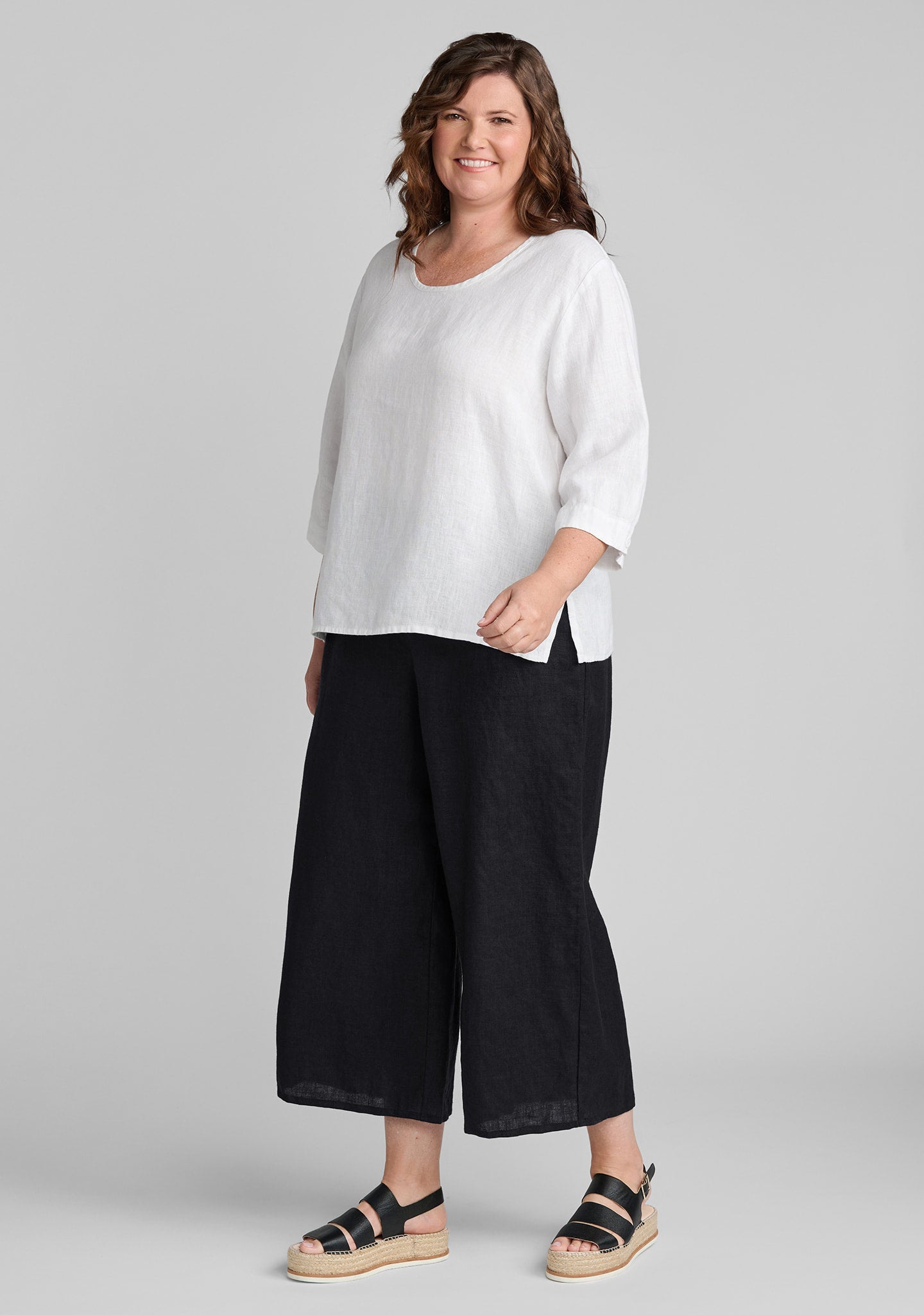 FLAX linen top in white with linen bottoms in black
