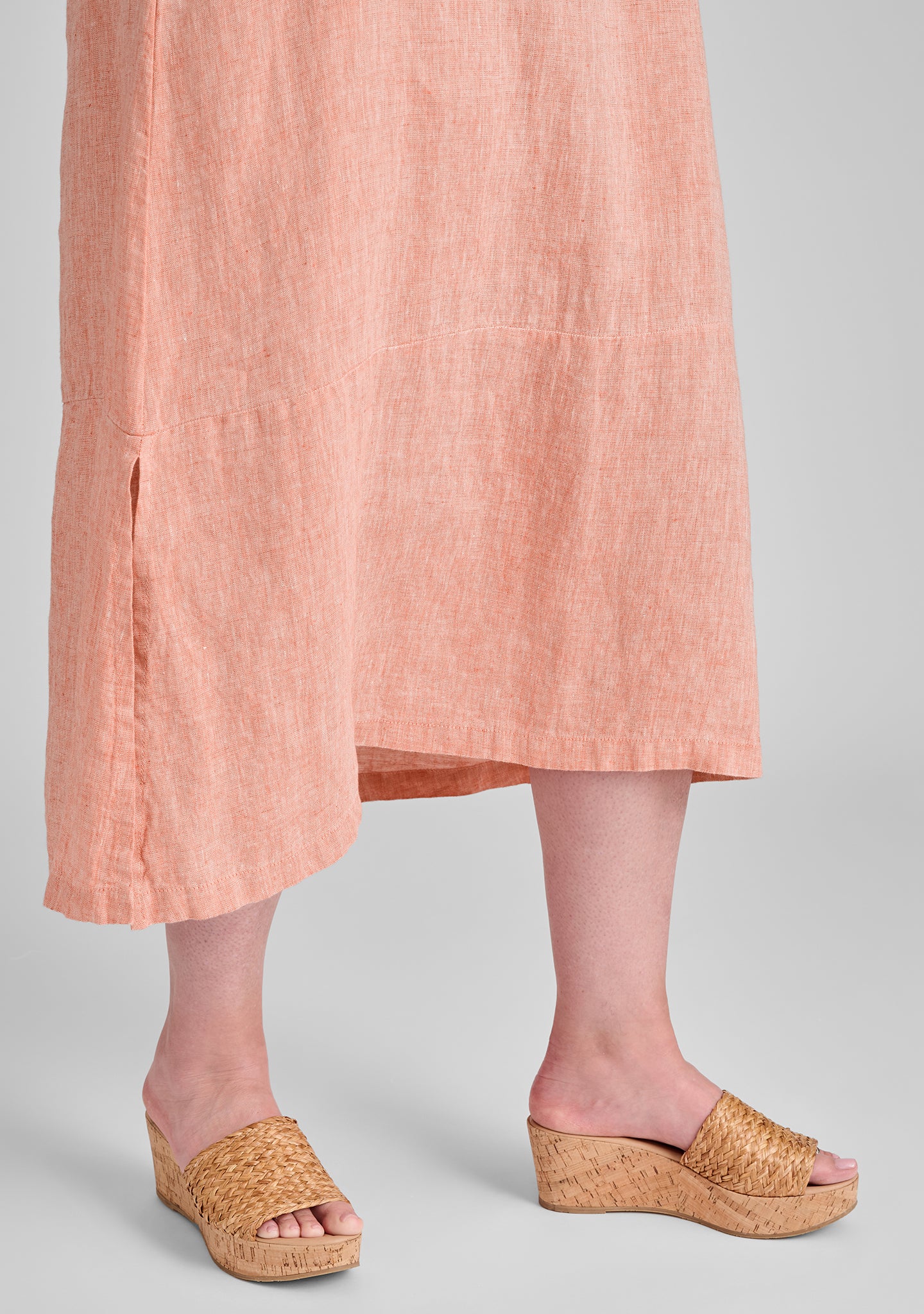 tahira dress linen dress details