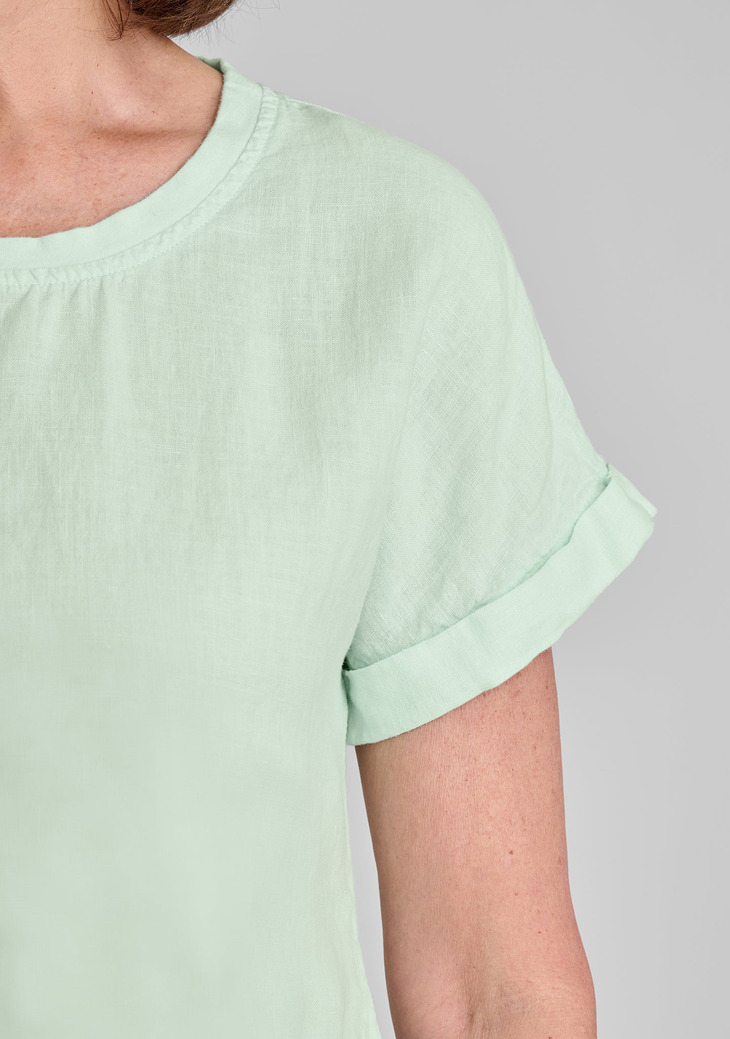 tee top linen t shirt details