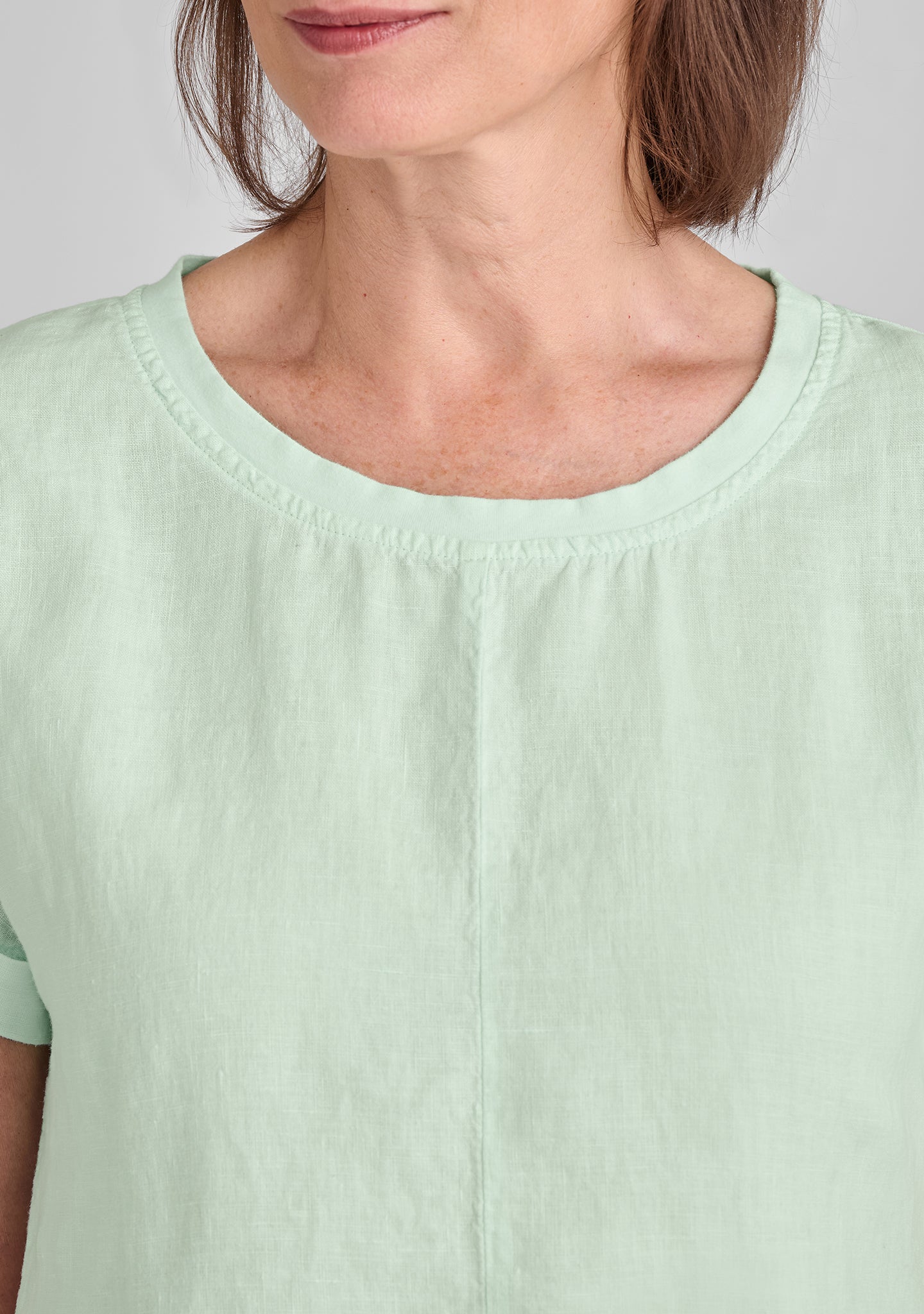 tee top linen t shirt details