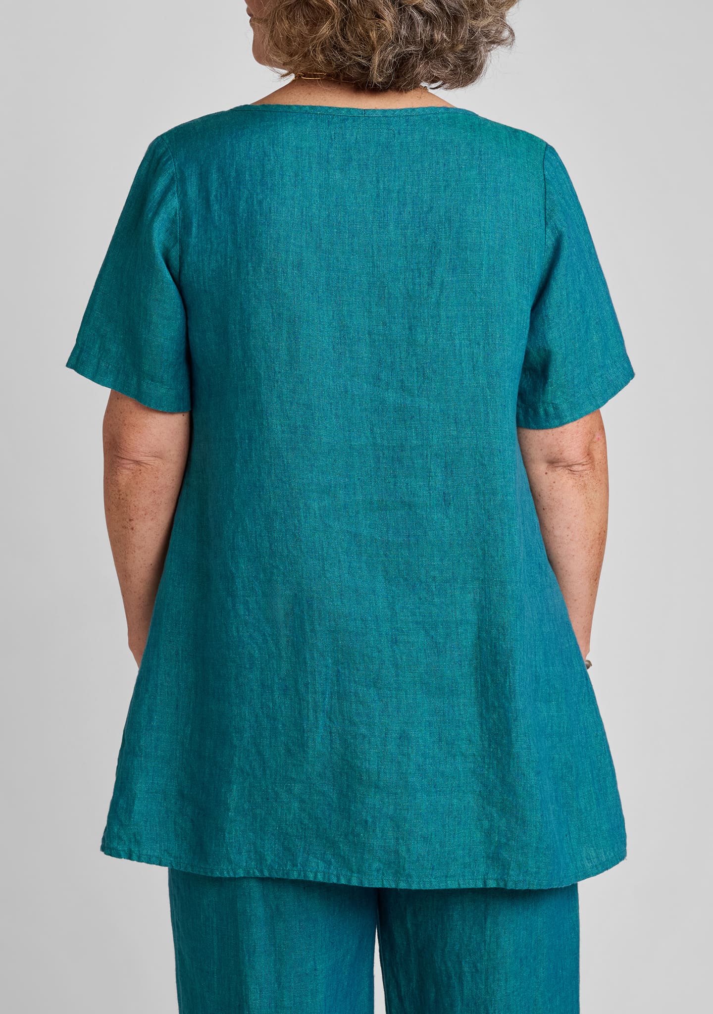 back view of linen t shirt in green