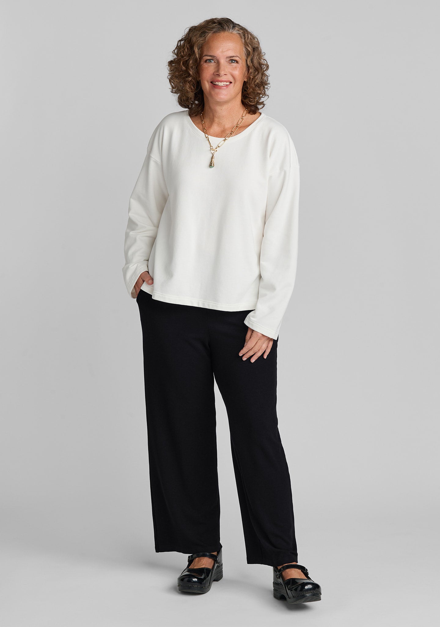 the comfy pull cotton blend shirt details
