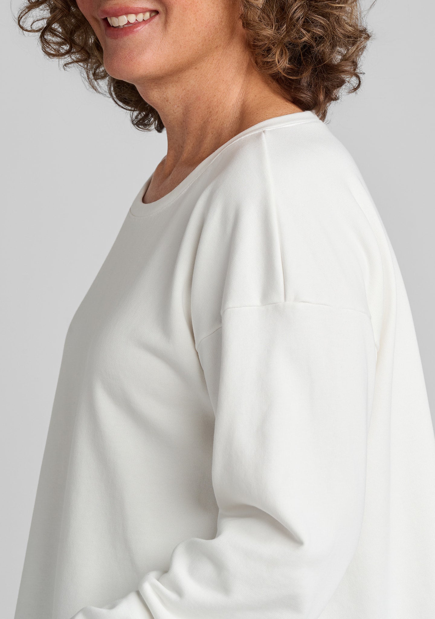 the comfy pull cotton blend shirt details