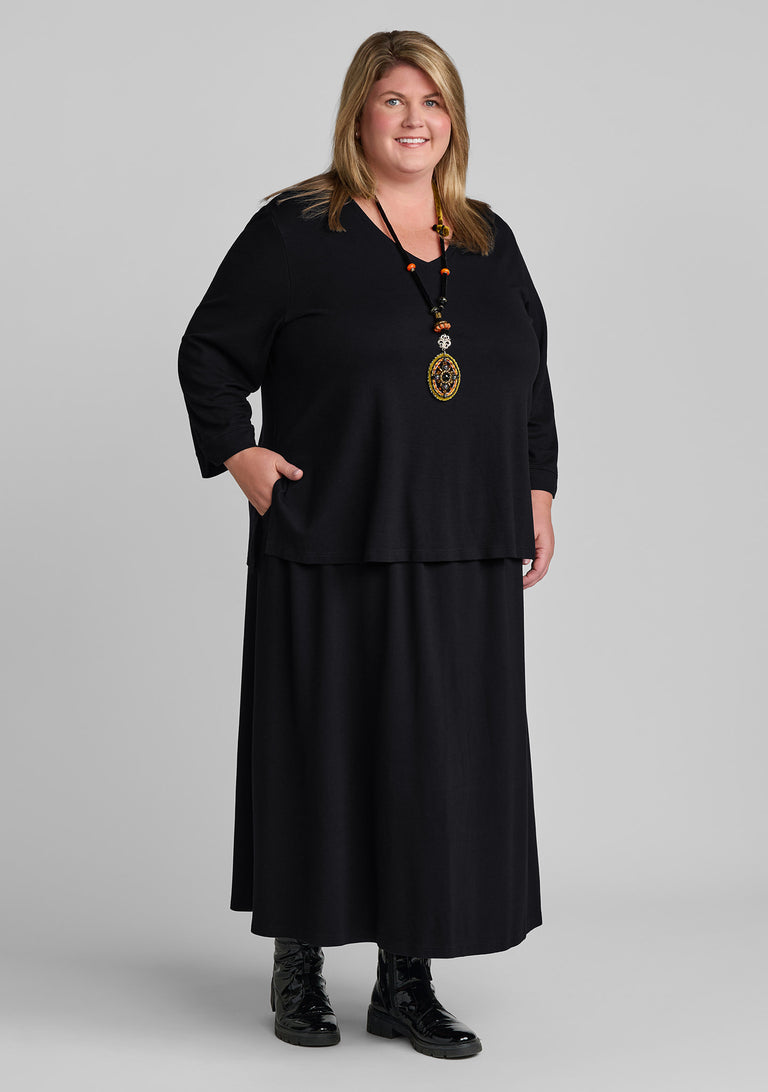viscose shirt in black with viscose skirt in black