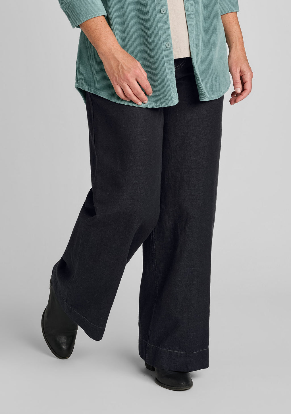 cropped image of trouser linen/cotton denim pants black