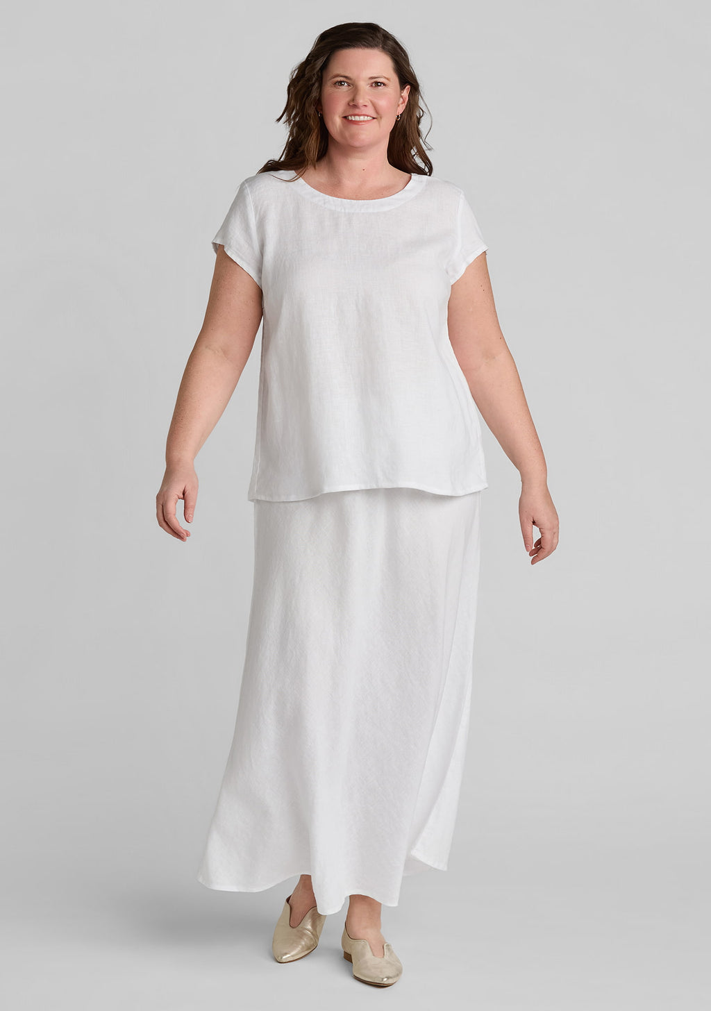 women's linen tee shirt in white with linen maxi skirt in white