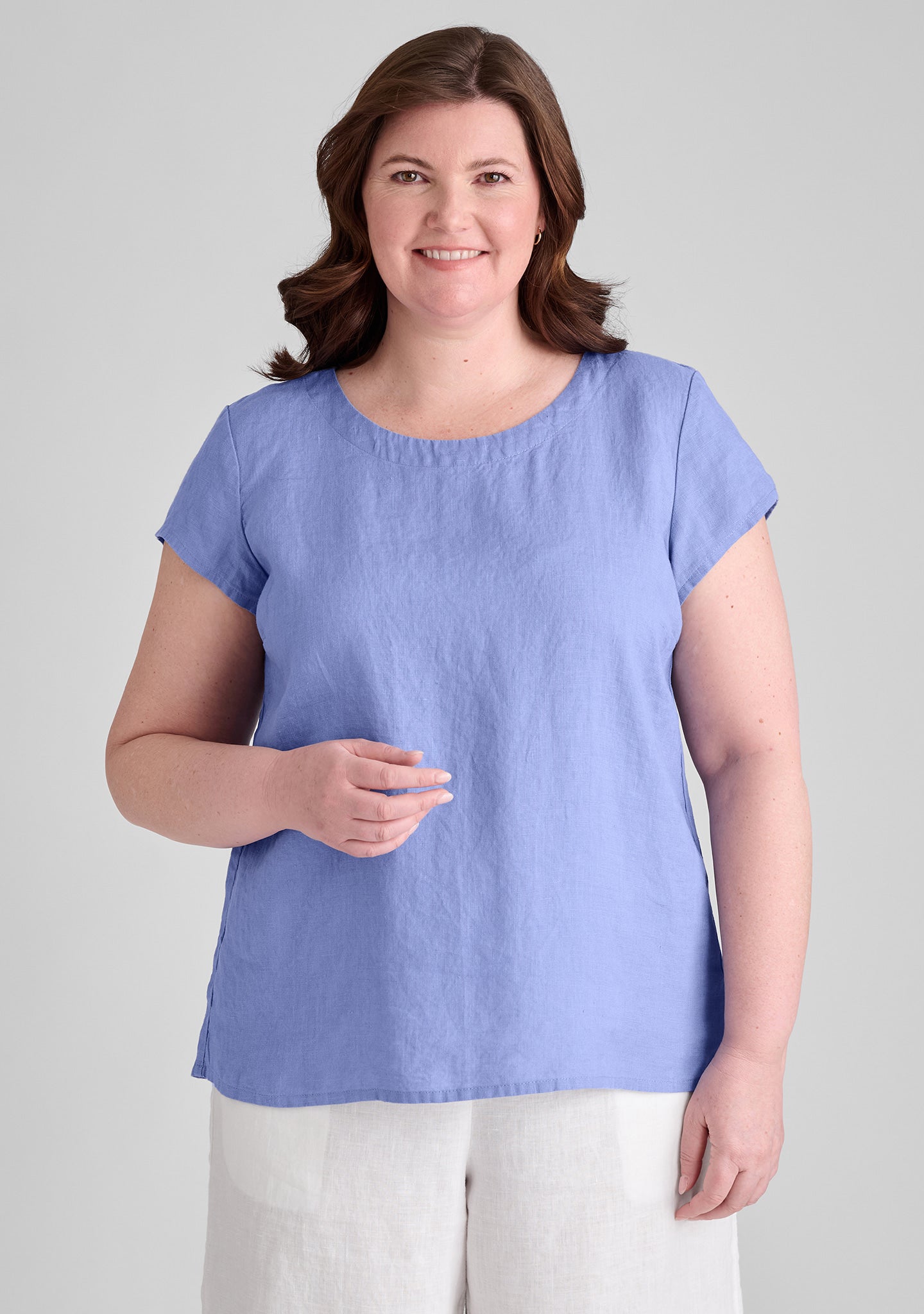 tuck back tee linen t shirt details