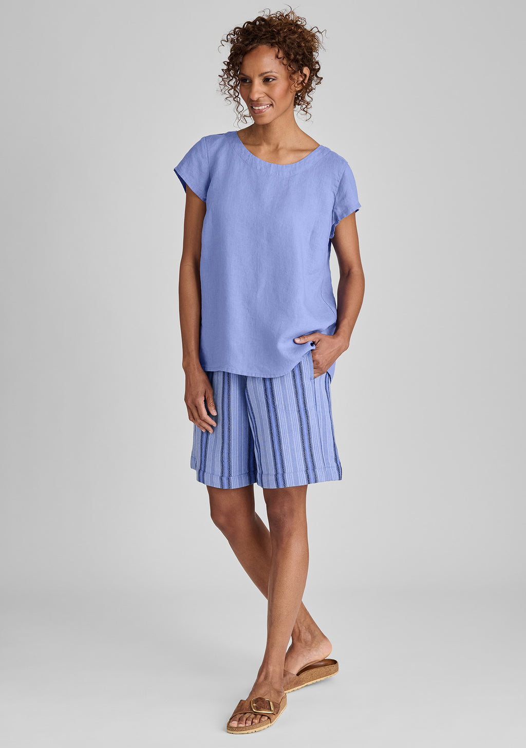 tuck back tee linen t shirt details