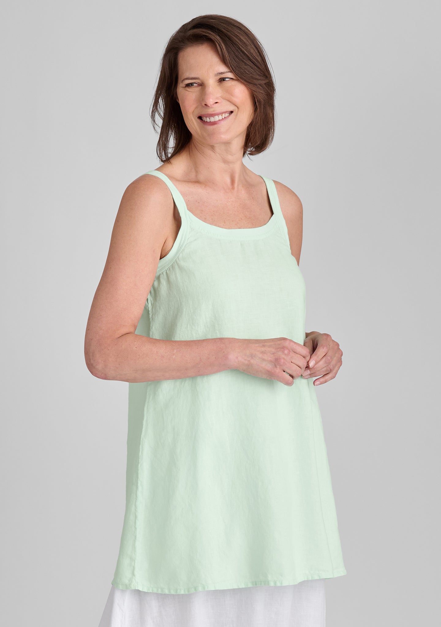 upward tunic linen tank top green