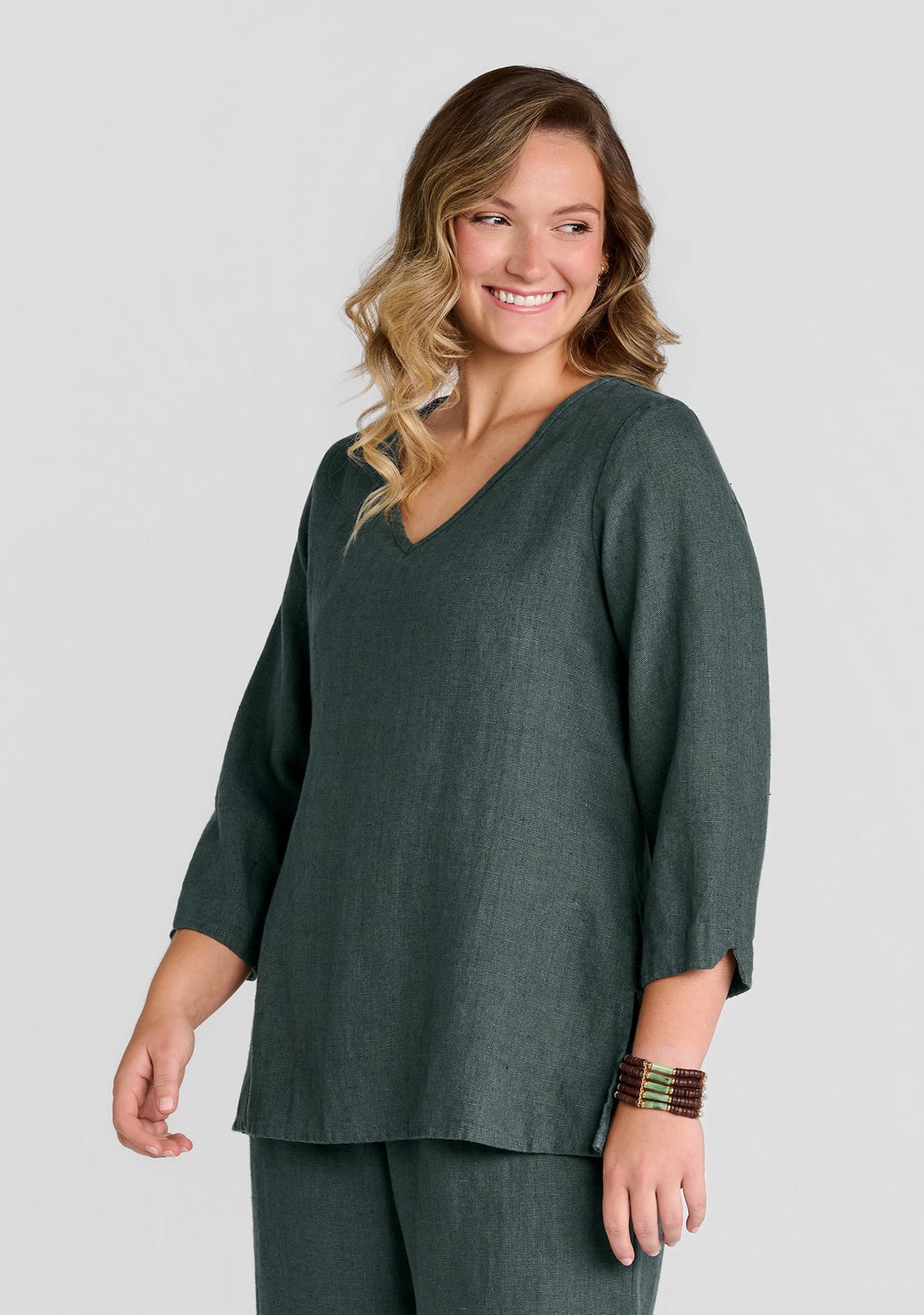 v pullover linen top green