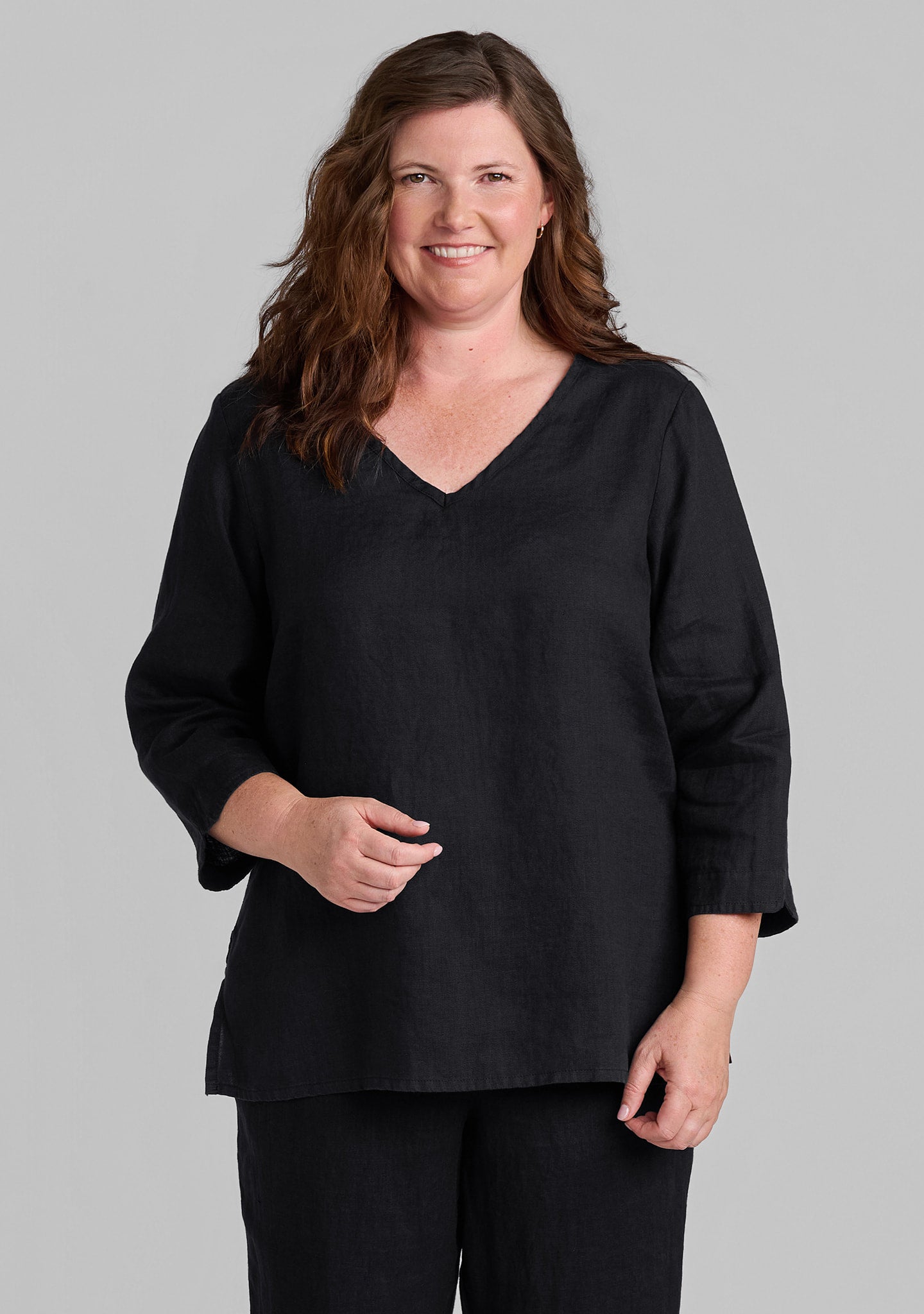 v pullover linen shirt details