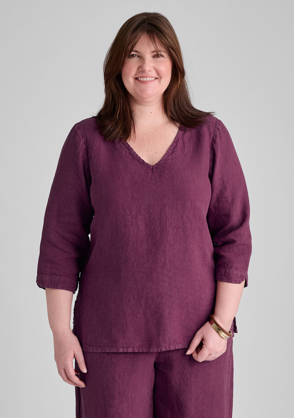 v pullover linen top details