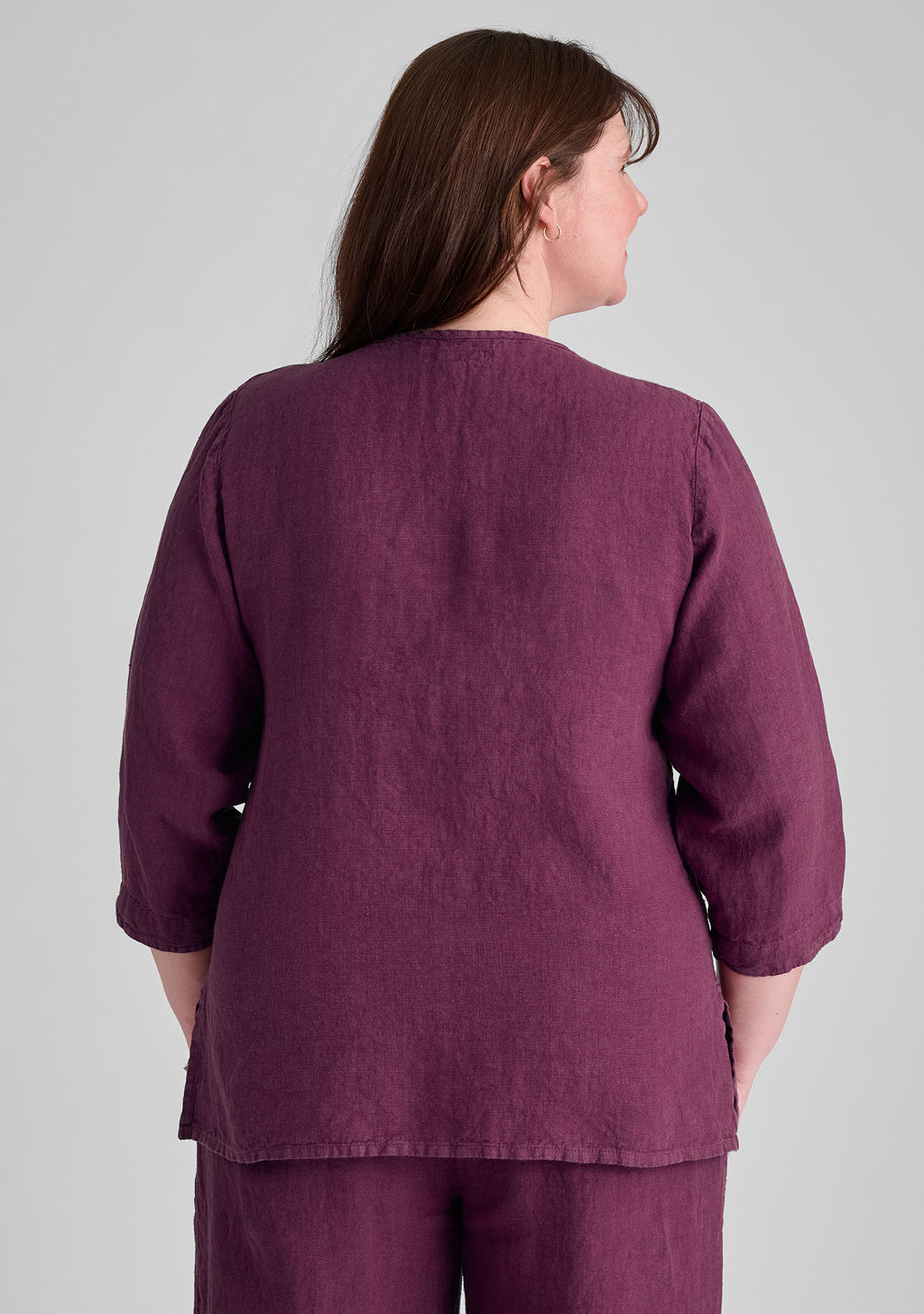 v pullover linen top details