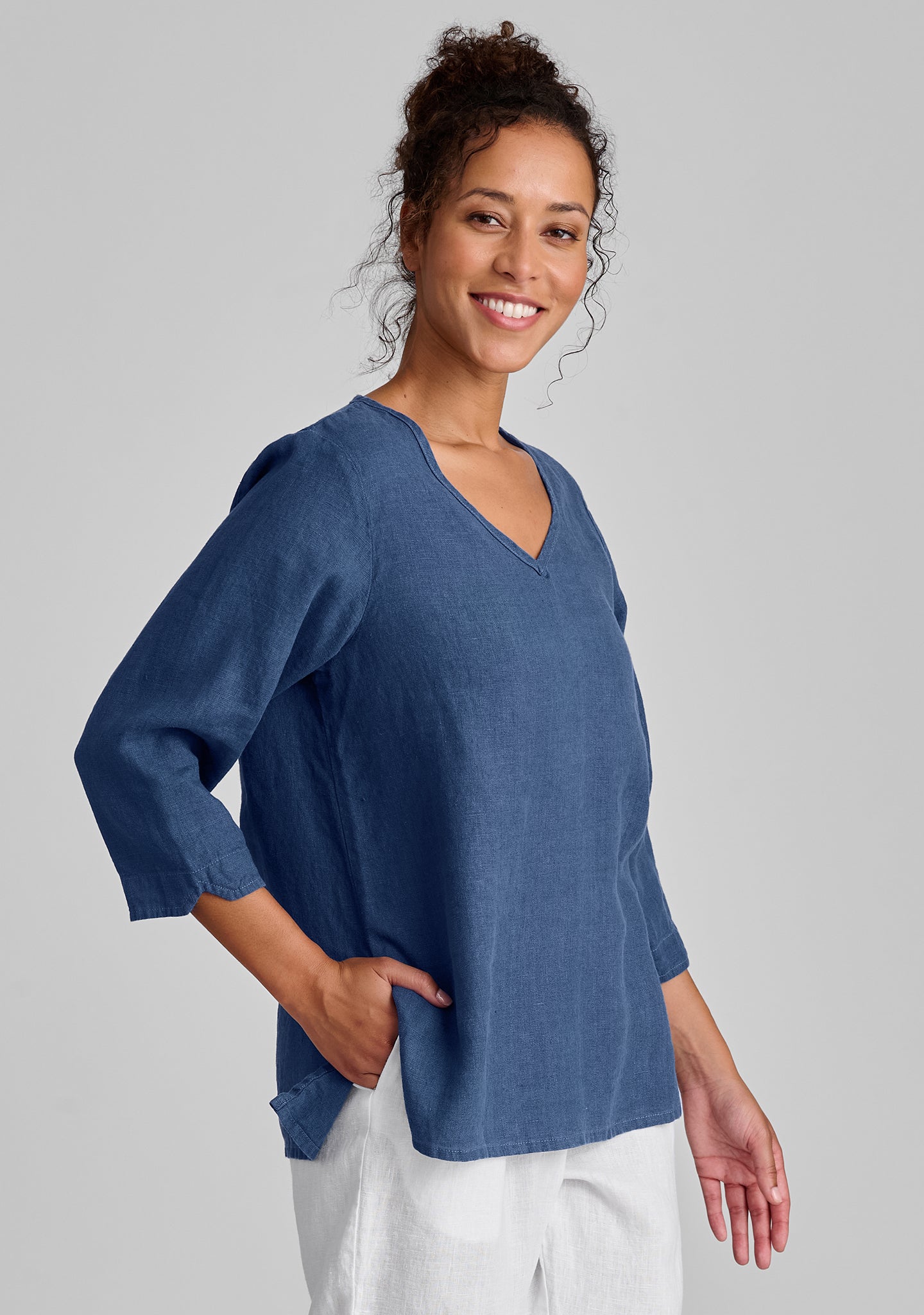 V Pullover - Linen Shirt