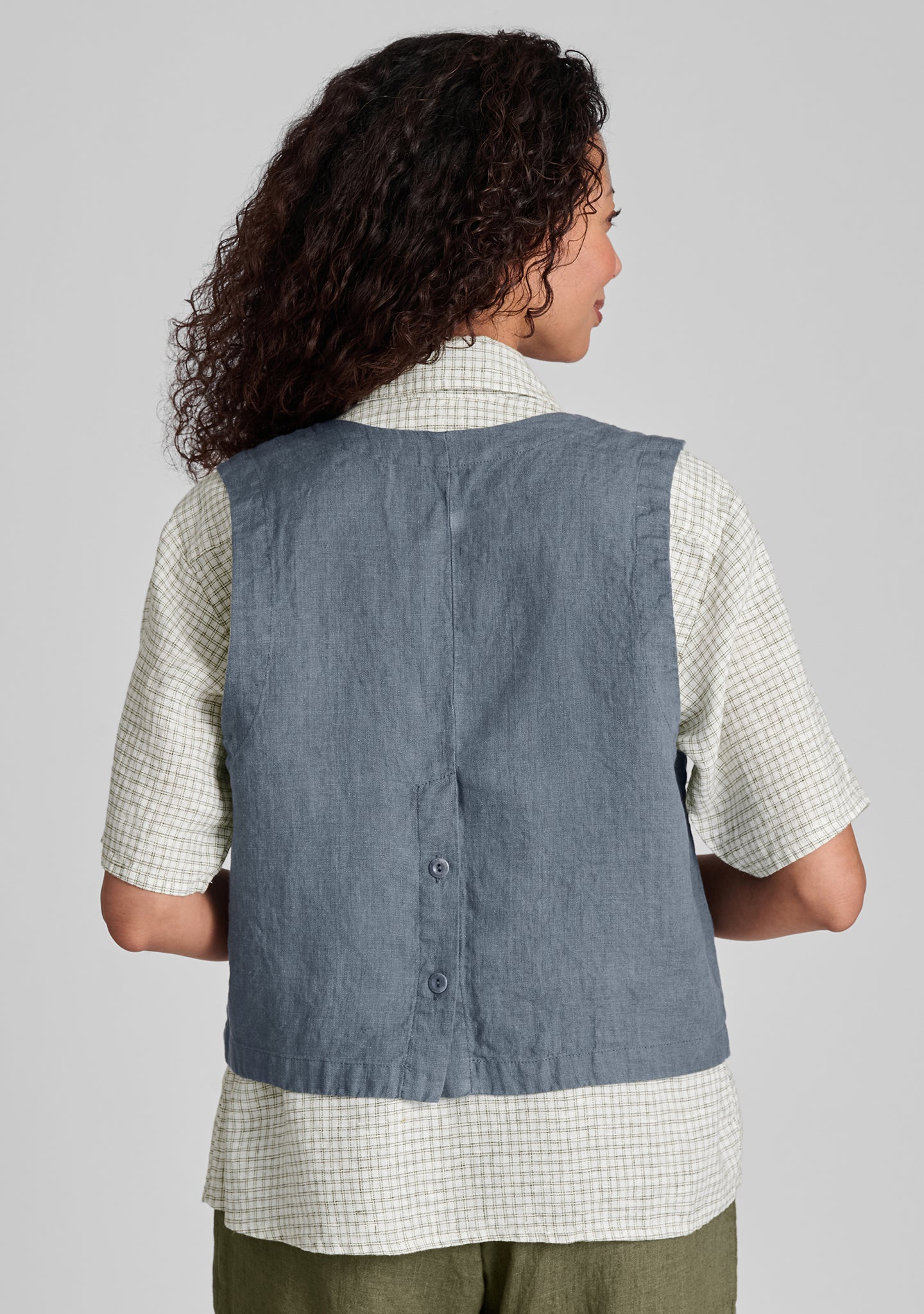 valued vest linen vest details