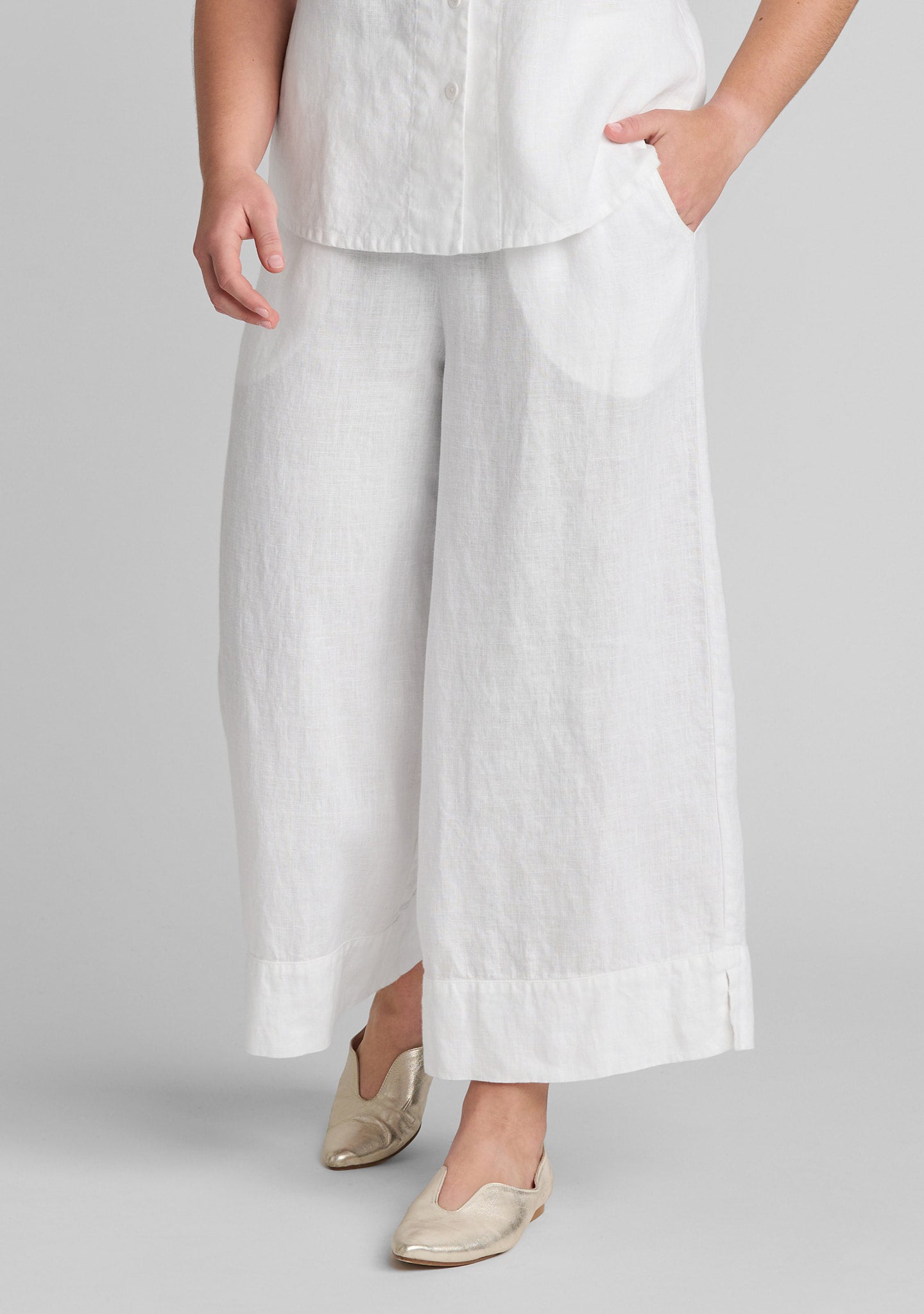 Vented Cuff Pant - Linen Pants With Elastic Waist - White