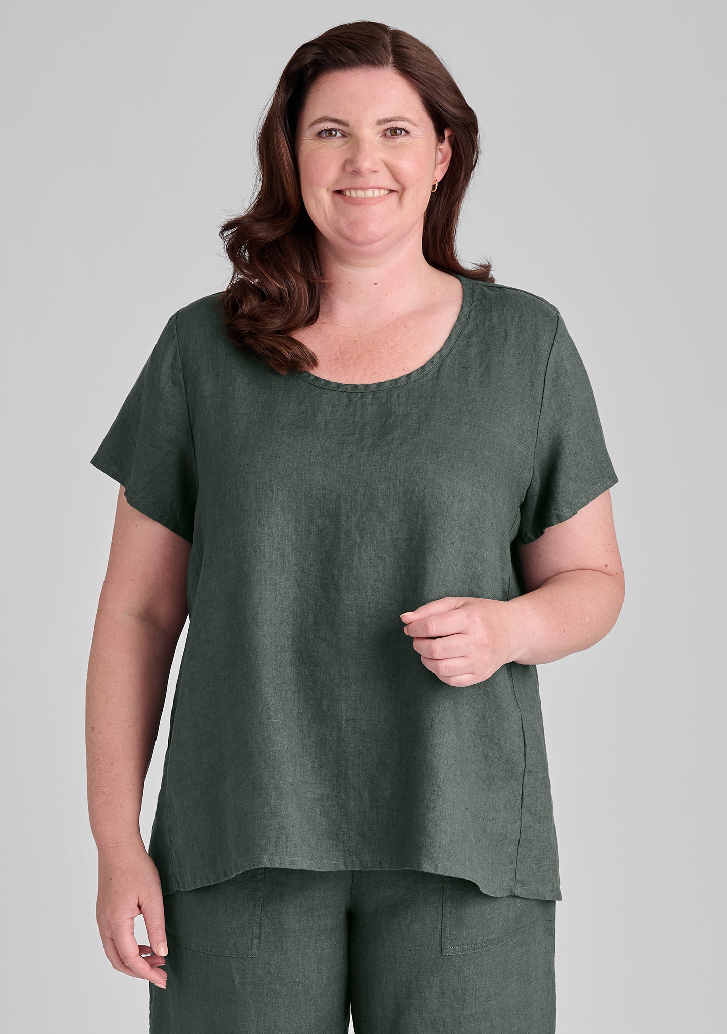 weightless tee linen t shirt green