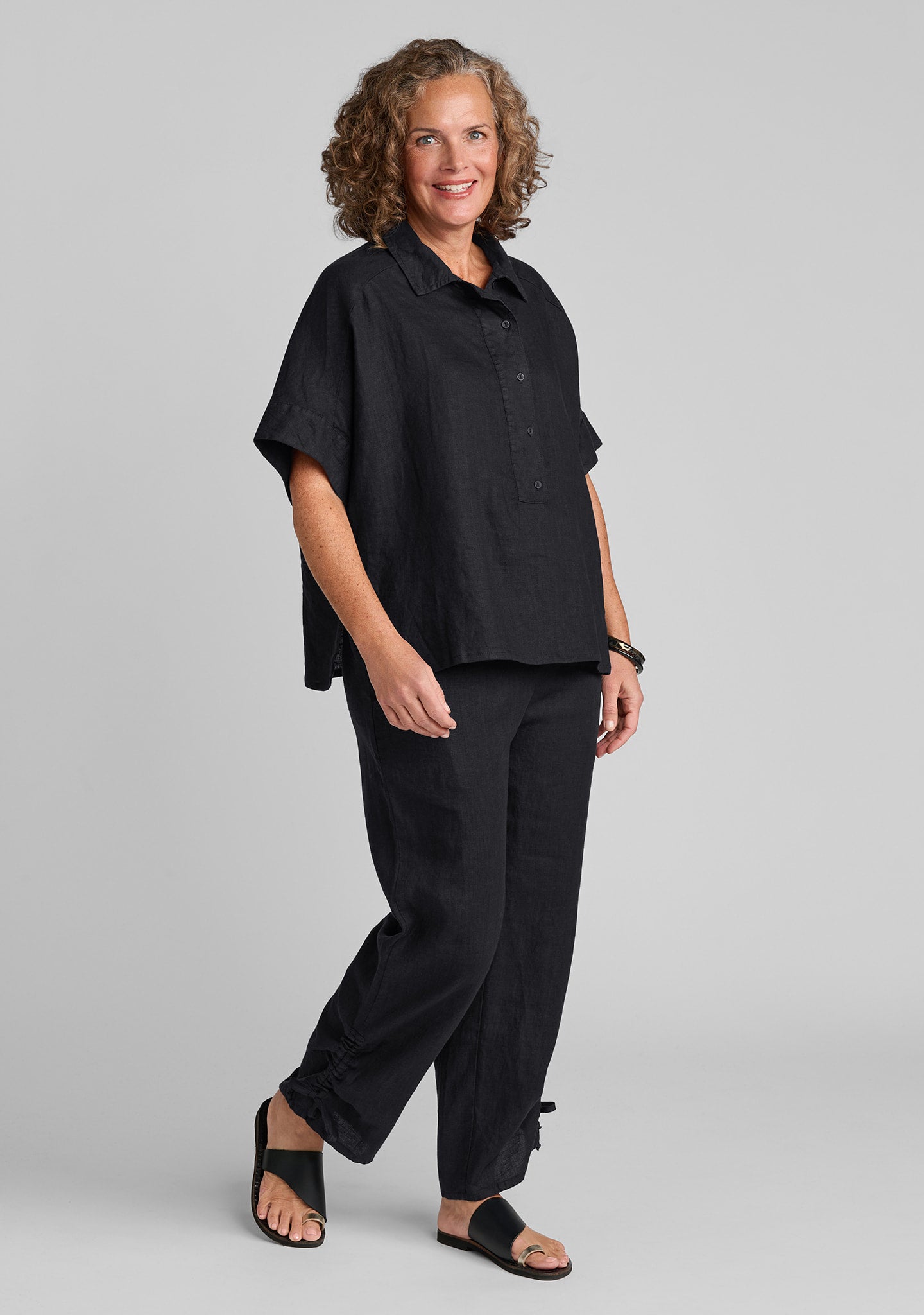 FLAX linen shirt in black with linen pants in black
