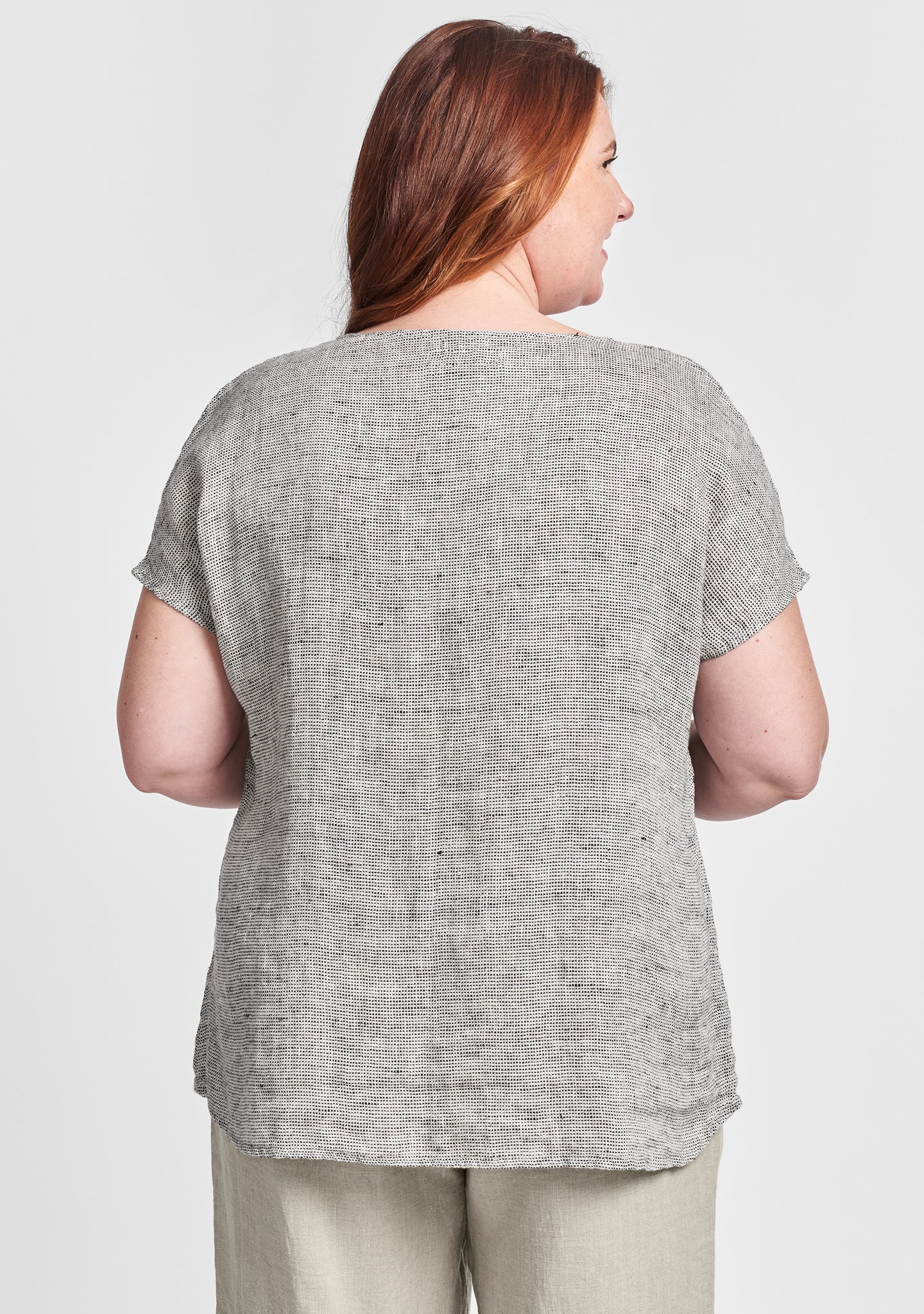 aria tee linen t shirt details