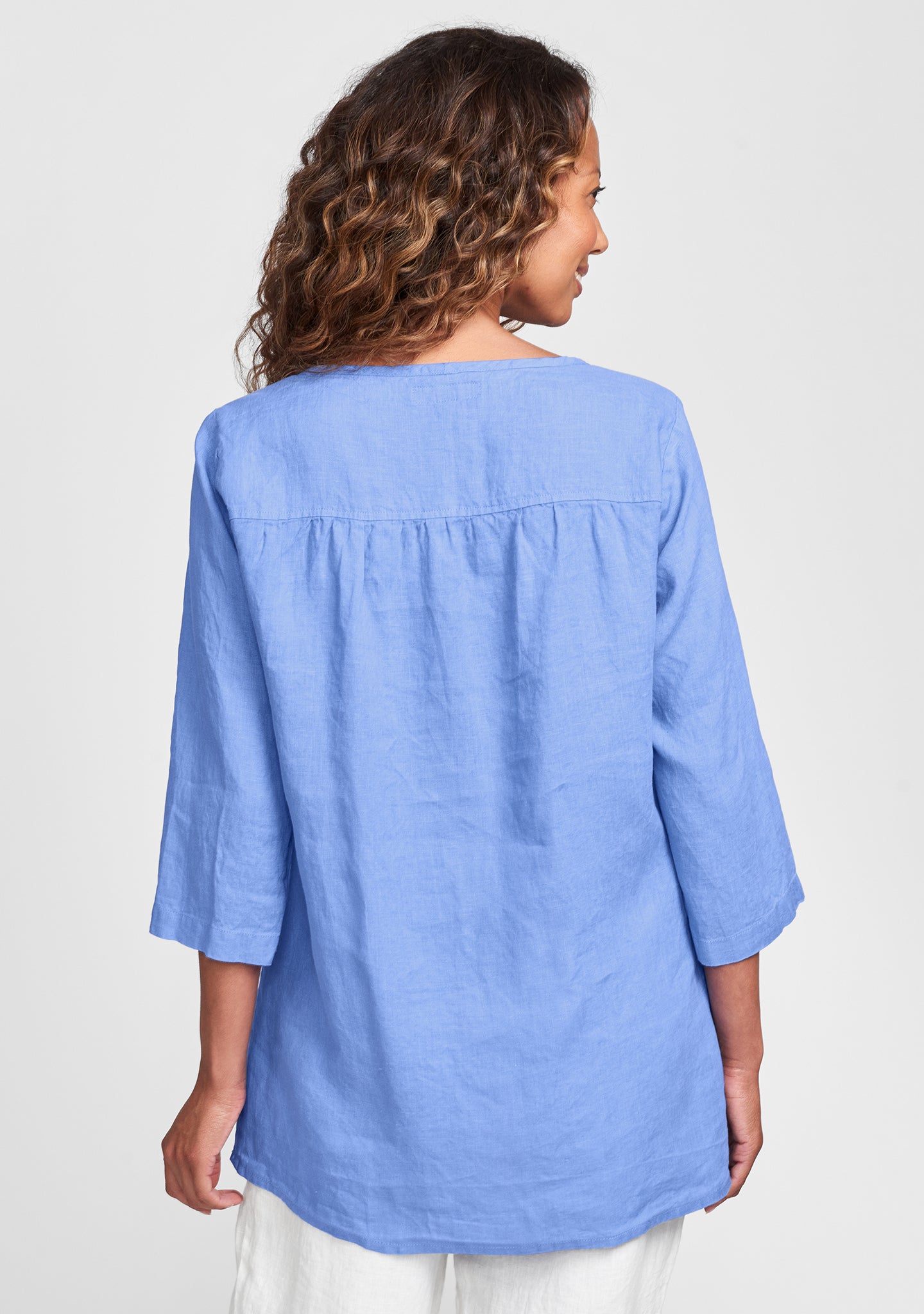 dreamy top linen pullover details