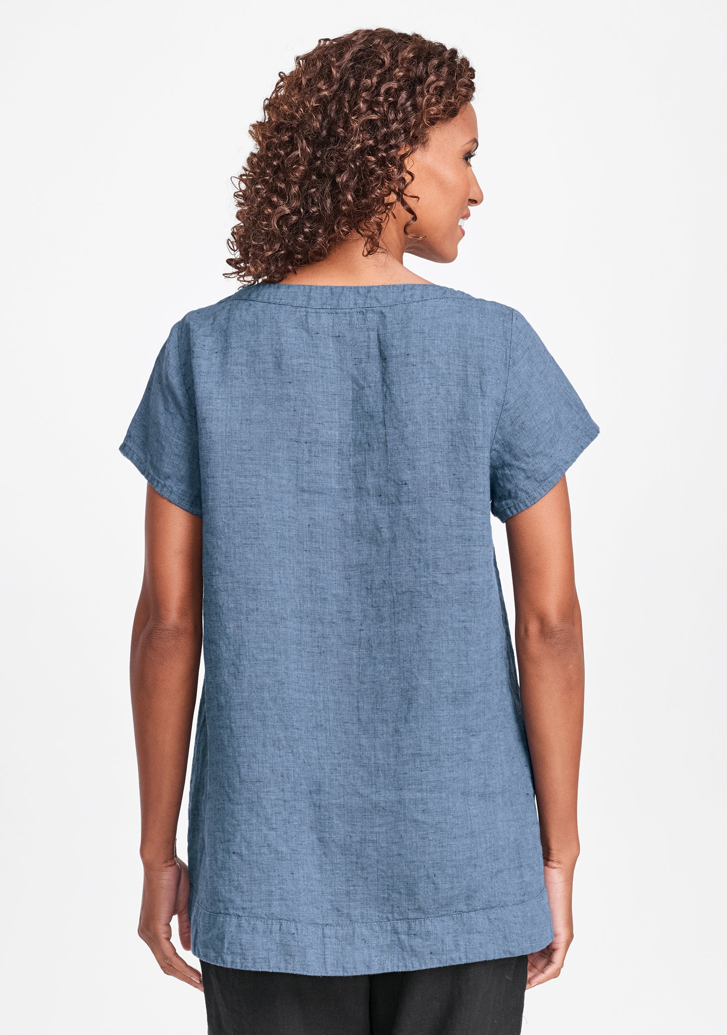 elite top linen t shirt details