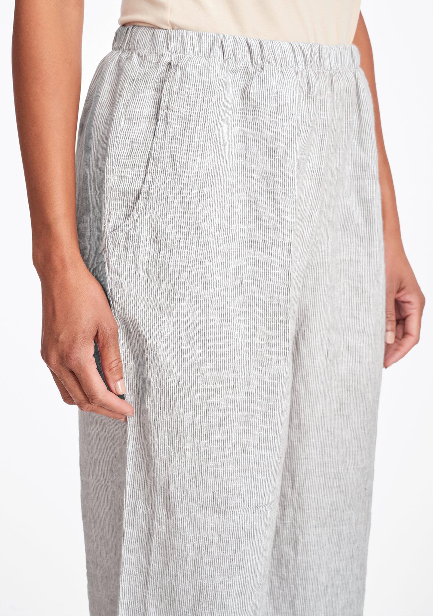 floods linen pants with elastic waist details
