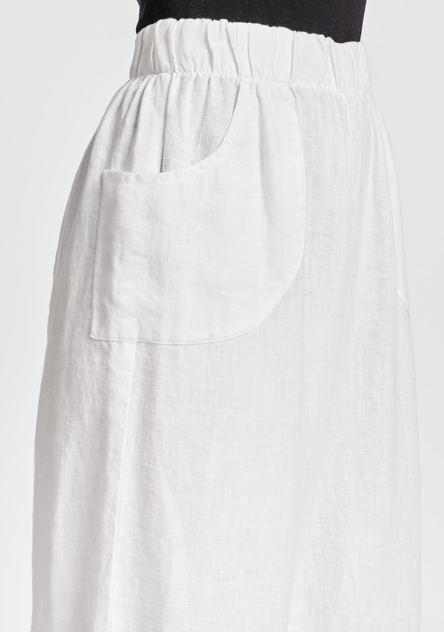 Seamly Pant *NEW – Linen Woman
