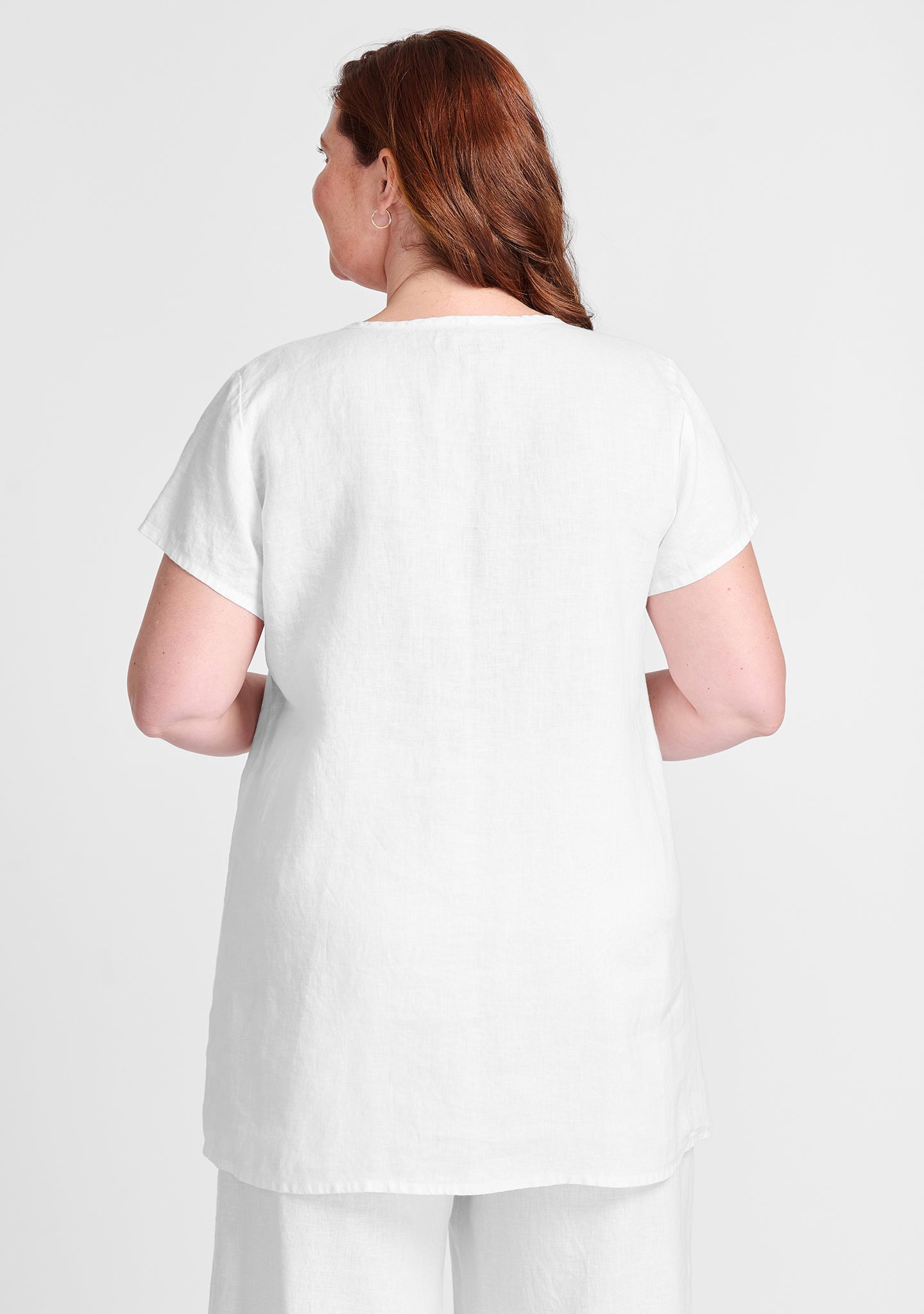 simplest tee linen shirt details