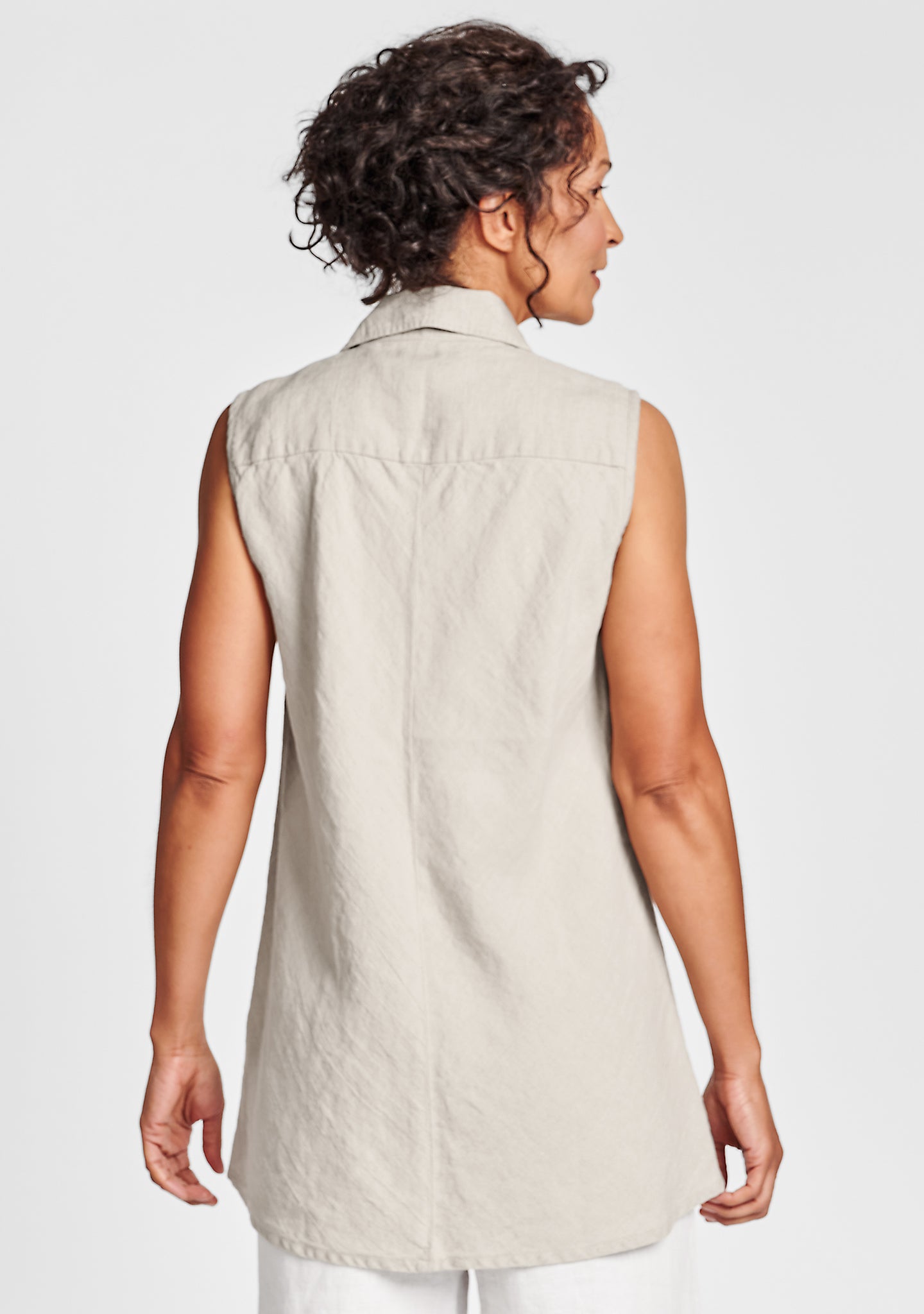 White linen sleeveless store shirt