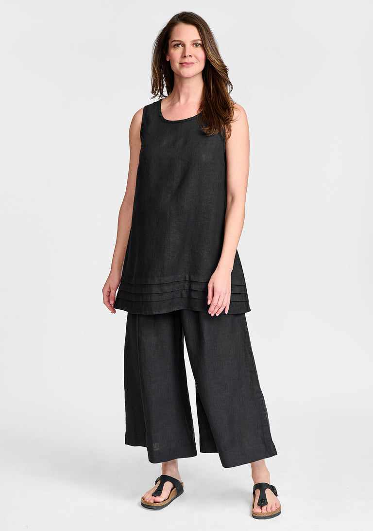 FLAX linen tunic in black with linen pants in black