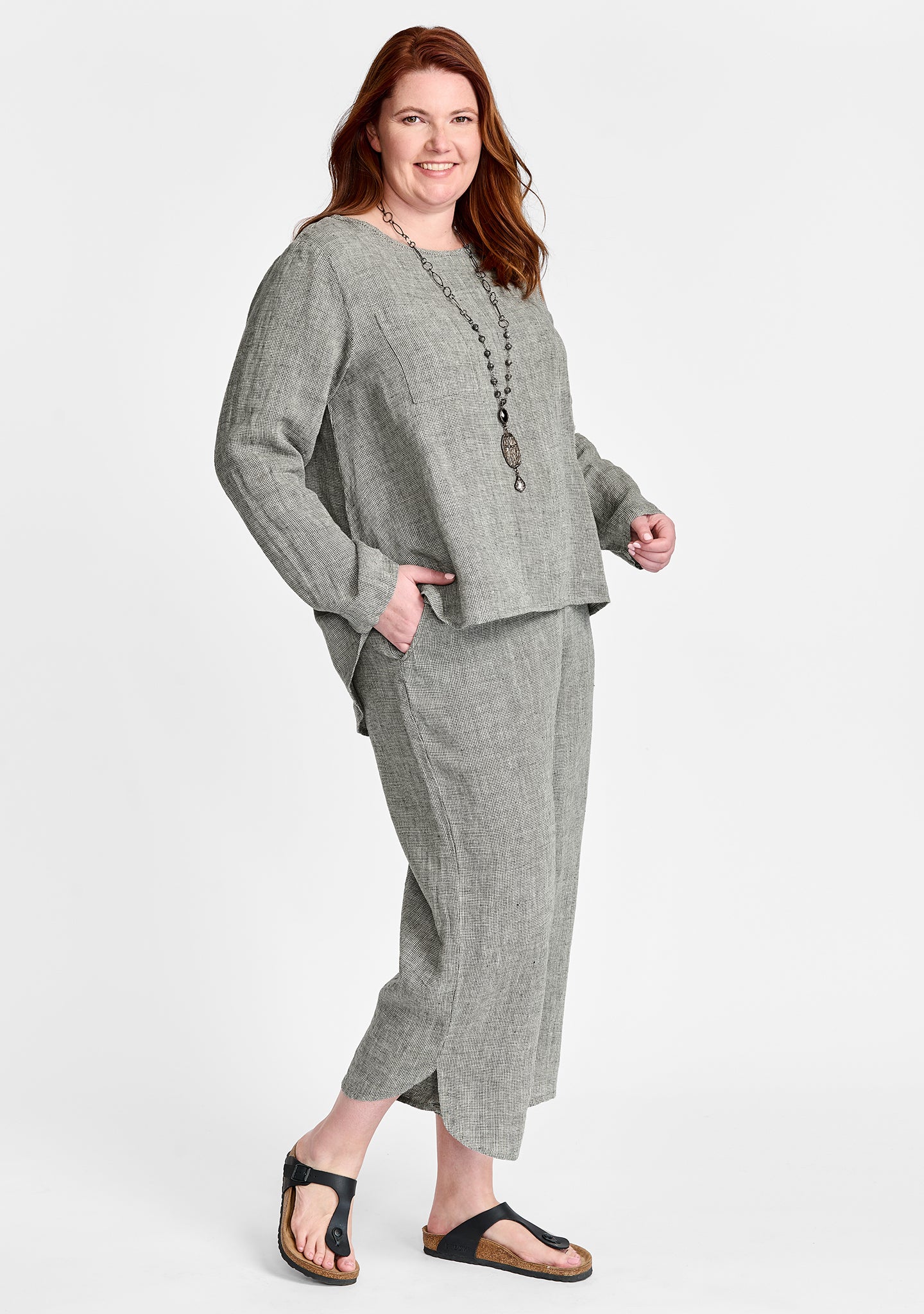 FLAX linen shirt in grey with linen pants with grey