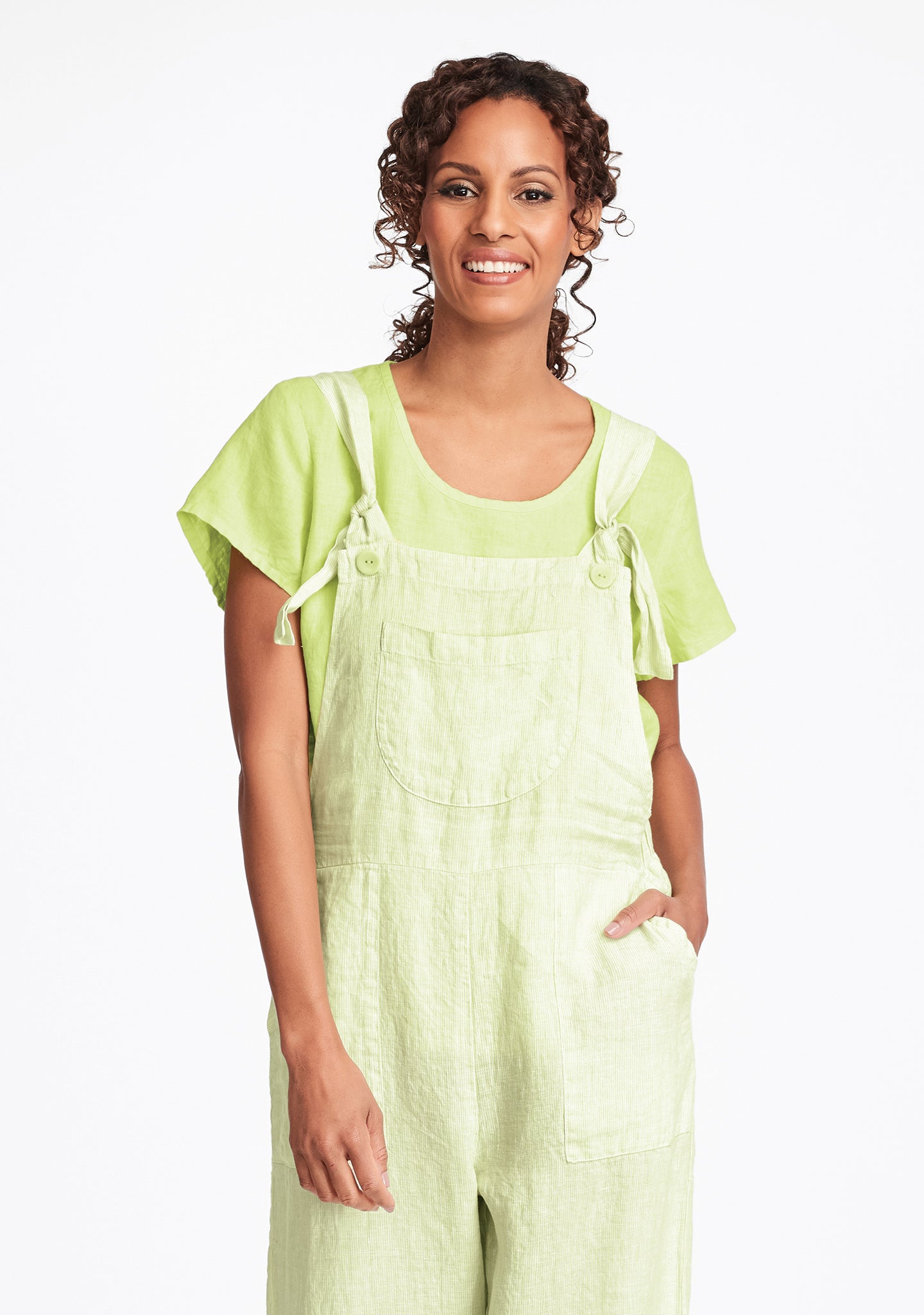 weightless tee linen t shirt green